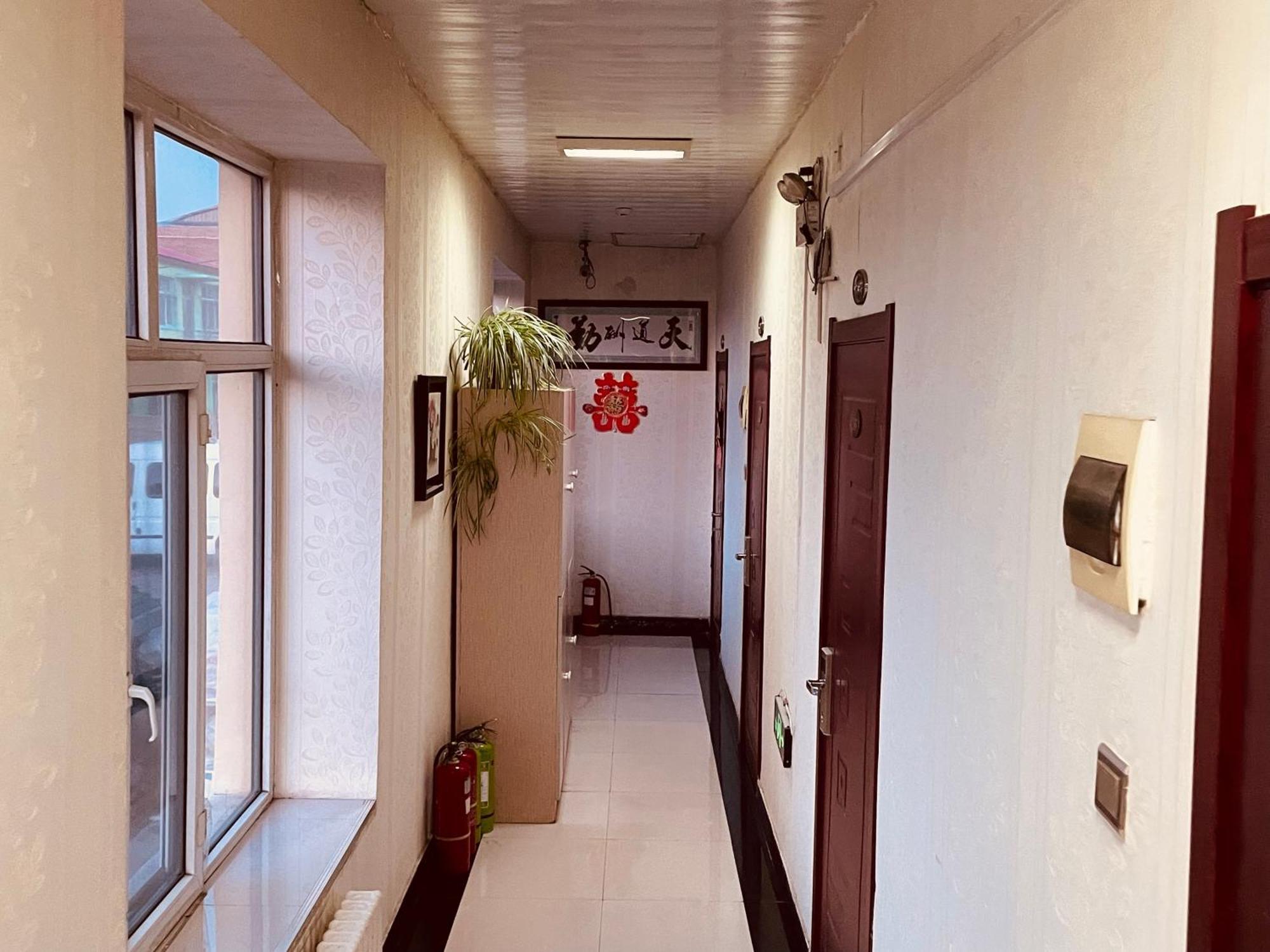 哈尔滨机场东方红运宾馆 Hotel Exterior photo